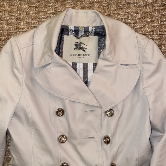 Rare Burberry Trench Khaki with silver buttons and back hem ruffle sz 10 - Picture 10 of 16
